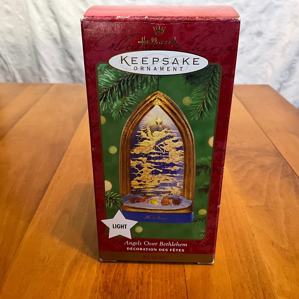 Vintage 2000 Hallmark‎ Keepsake Ornament Angels Over Bethlehem Magic Light